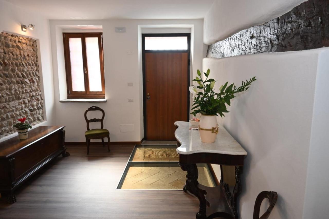 B&B Del Corso Castano Primo Buitenkant foto