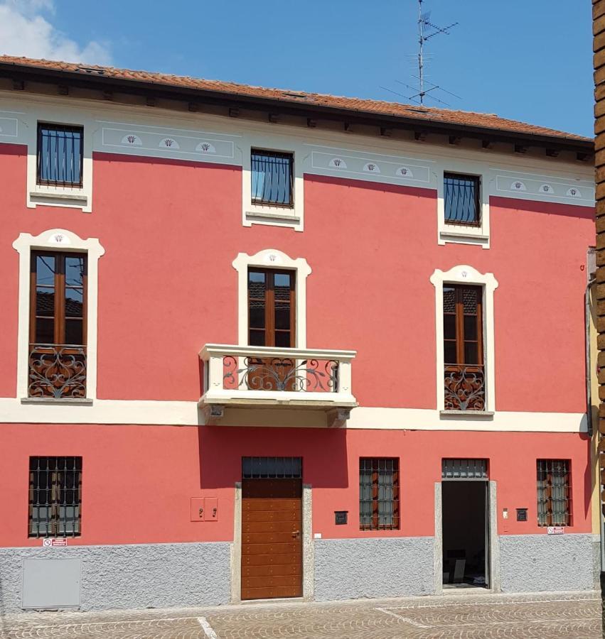 B&B Del Corso Castano Primo Buitenkant foto