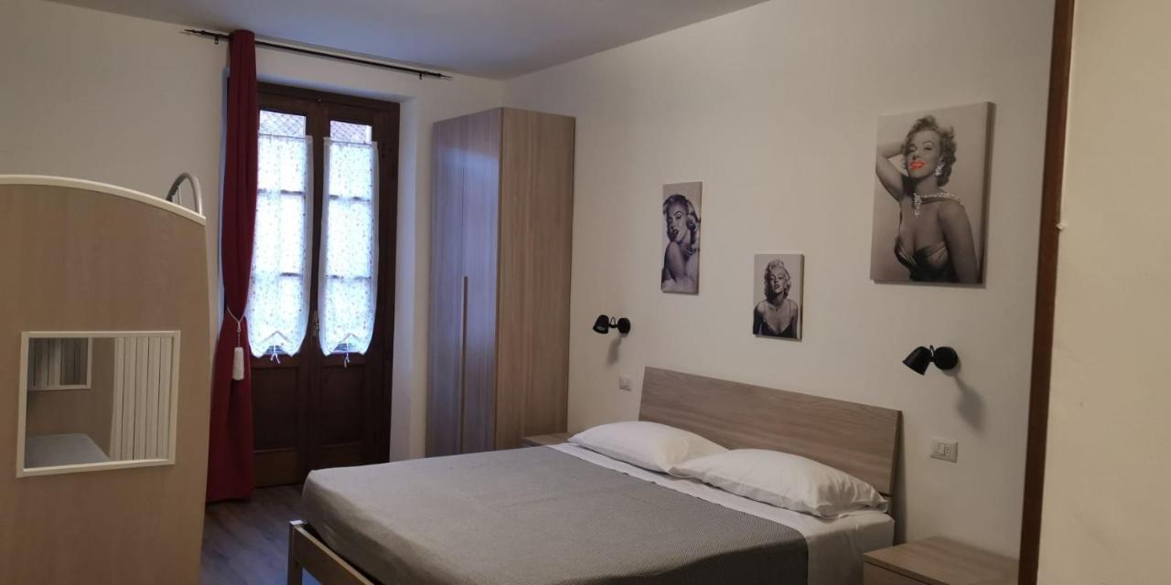 B&B Del Corso Castano Primo Buitenkant foto