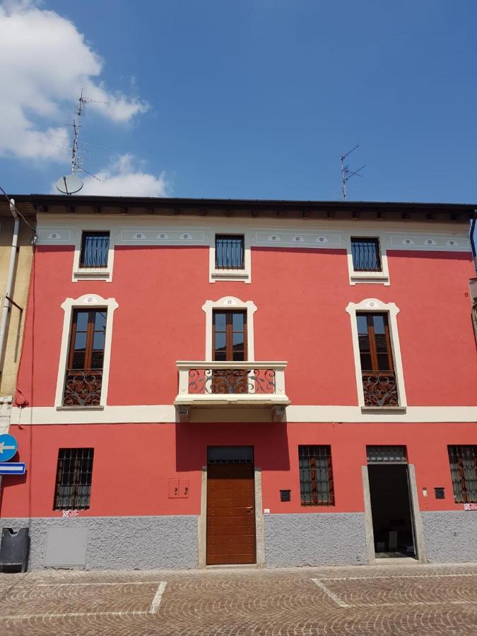 B&B Del Corso Castano Primo Buitenkant foto