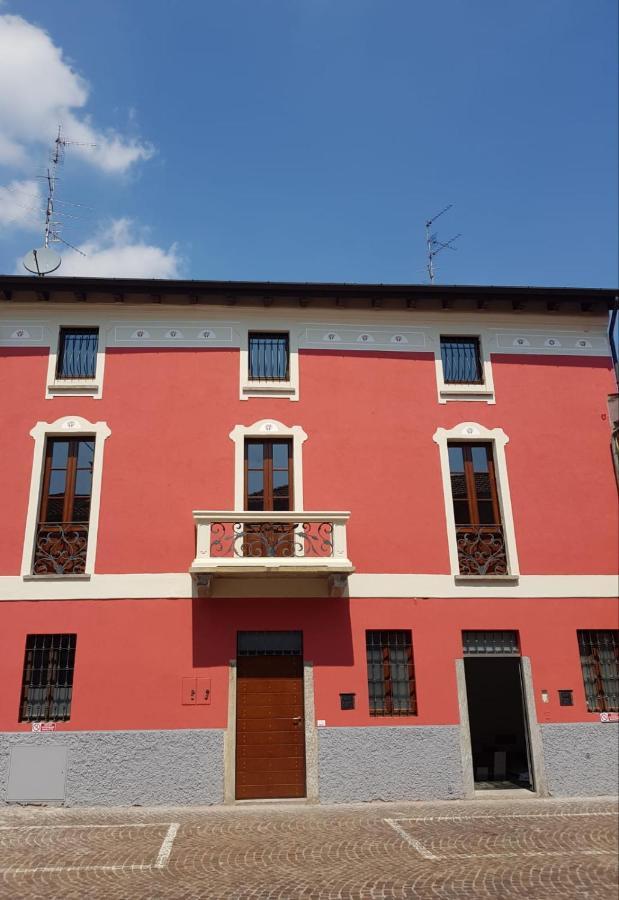 B&B Del Corso Castano Primo Buitenkant foto
