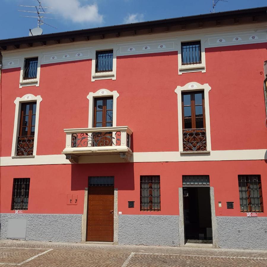 B&B Del Corso Castano Primo Buitenkant foto