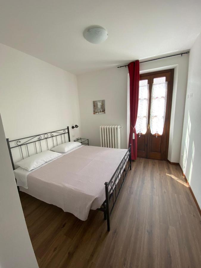 B&B Del Corso Castano Primo Buitenkant foto